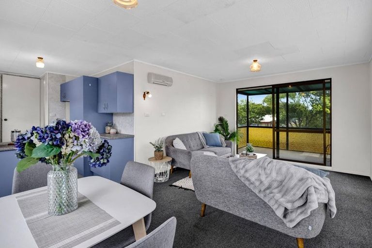 Photo of property in 1/7 Mahoe Street, Strandon, New Plymouth, 4312