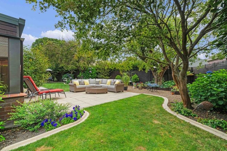 Photo of property in 33 Lancewood Drive, Halswell, Christchurch, 8025