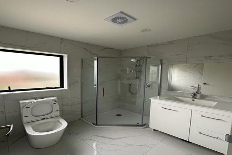 Photo of property in 1 Rice Crescent, Papakura, 2110