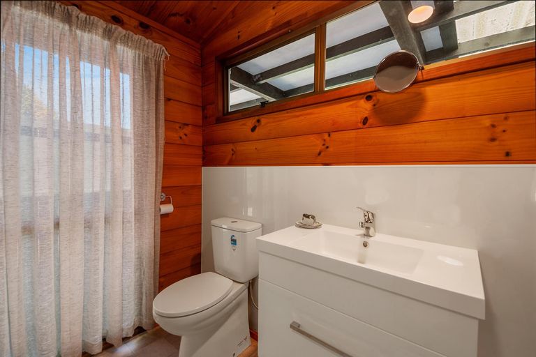 Photo of property in 8 Douglas Street, Springfield, Rotorua, 3015