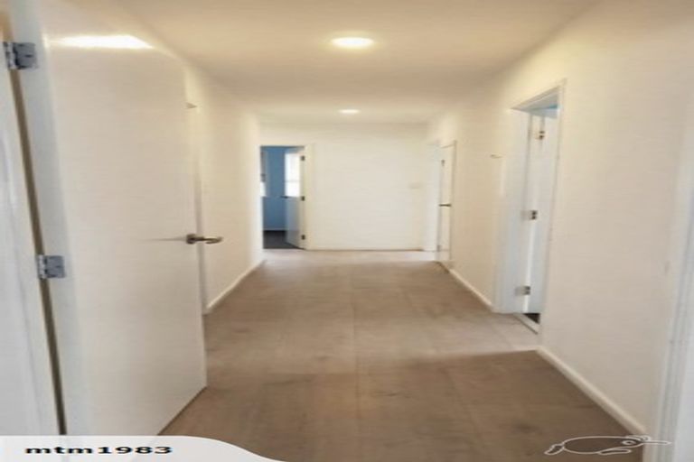 Photo of property in 4 Almay Place, Clover Park, Auckland, 2019