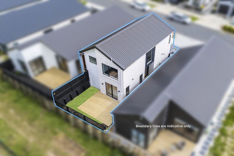 Photo of property in 35 Puhikawa Street, Massey, 0614