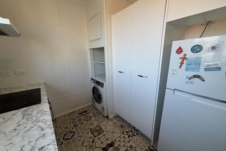 Photo of property in 1/14 Clifton Terrace, Kelburn, Wellington, 6012