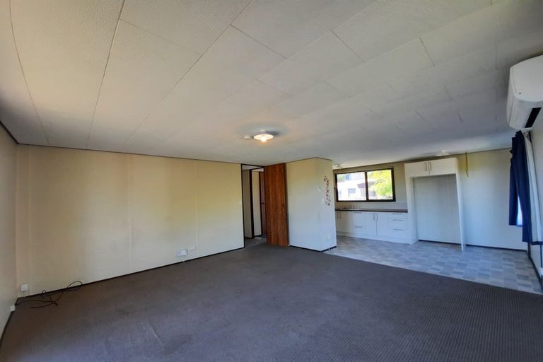 Photo of property in 1/79a Colwill Road, Massey, Auckland, 0614
