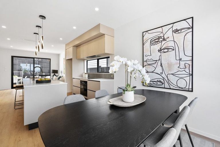 Photo of property in 12d Rewi Street, Torbay, Auckland, 0630