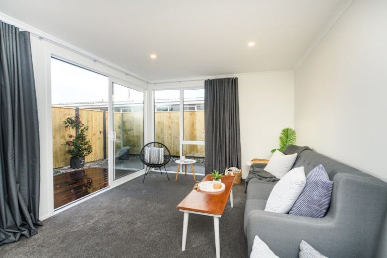 Photo of property in 1c Hereford Street, West End, Palmerston North, 4410