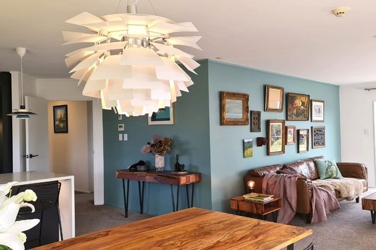 Photo of property in 47 Crawford Avenue, Mangere Bridge, Auckland, 2022