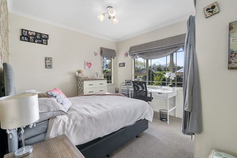 Photo of property in 21 Tunbridge Wells, Ohau, Levin, 5570