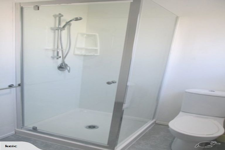 Photo of property in 2/19 Philson Terrace, Browns Bay, Auckland, 0630