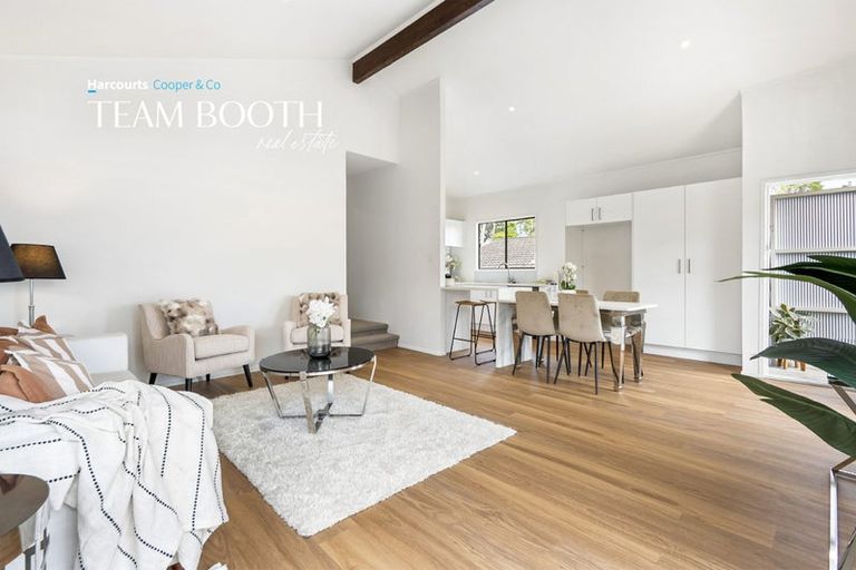 Photo of property in 32a Bayview Road, Bayview, Auckland, 0629