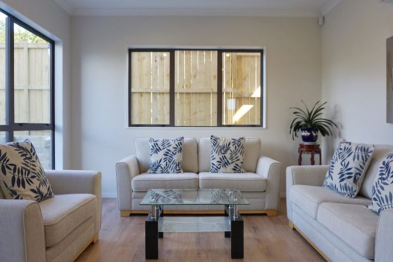 Photo of property in 17 Mcquoids Road, Flat Bush, Auckland, 2019