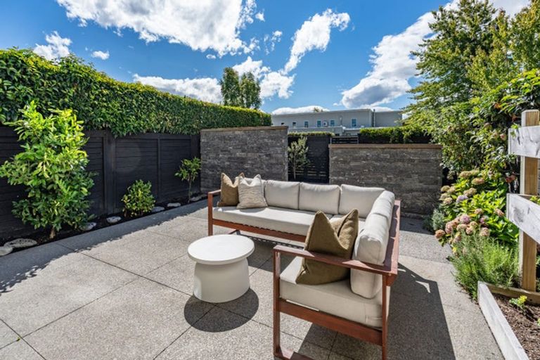 Photo of property in 38 Country Club Terrace, Northwood, Christchurch, 8051
