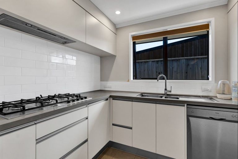 Photo of property in 75 Dillon Drive, Bell Block, New Plymouth, 4312