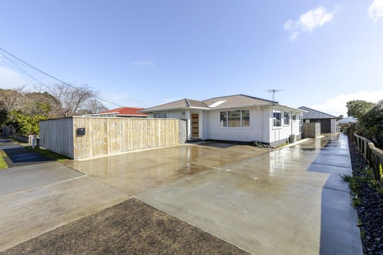 Photo of property in 7 Victor Street, Hurdon, New Plymouth, 4310