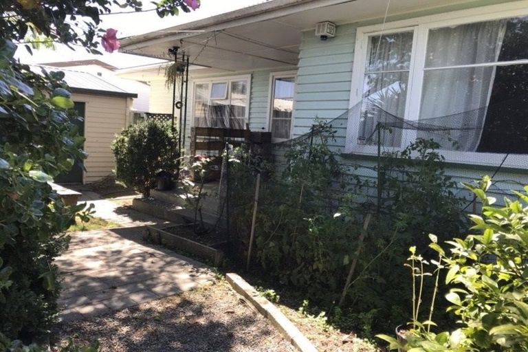 Photo of property in 15 Alexander Avenue, Onekawa, Napier, 4110