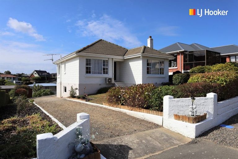 Photo of property in 6 Freyberg Road, Fairfield, Dunedin, 9018