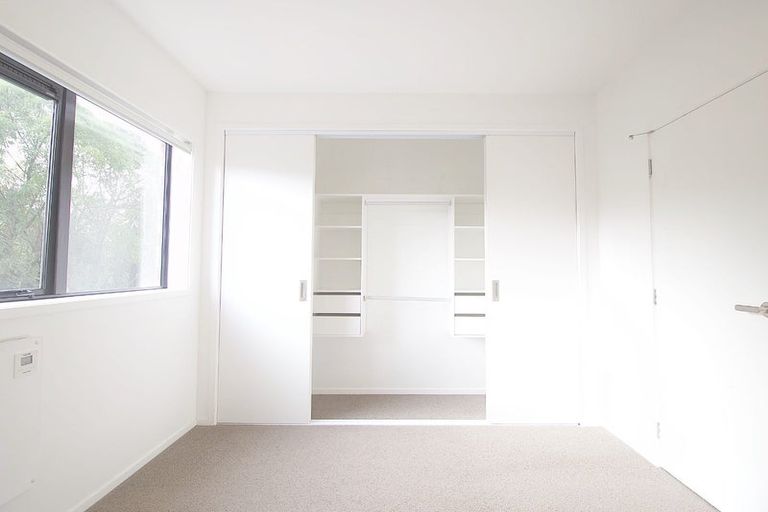 Photo of property in 26 Kotuitui Street, Manukau, Auckland, 2104