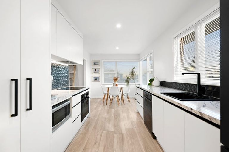 Photo of property in 36 Northolt Road, Fairview Downs, Hamilton, 3214