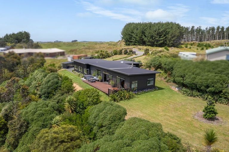 Photo of property in 7 Quail Way, Waitarere, Levin, 5510