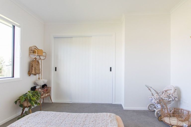 Photo of property in 60 Racecourse Road, Whitianga, 3510