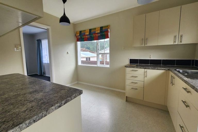 Photo of property in 317 Wellington Road, Wainuiomata, Lower Hutt, 5014