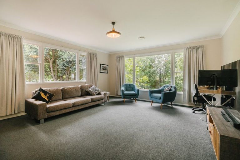 Photo of property in 4 Williams Terrace, Fitzherbert, Palmerston North, 4410