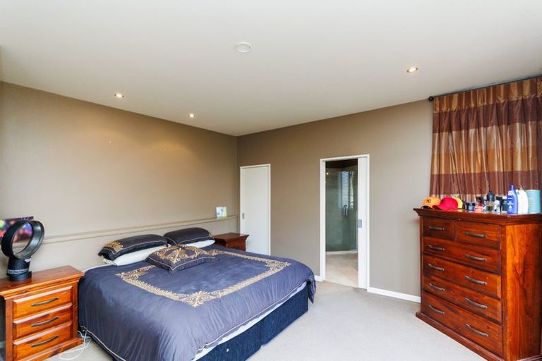 Photo of property in 5 The Oaks, Awapuni, Palmerston North, 4412