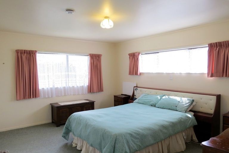 Photo of property in 5 Allman Drive, Coromandel, 3506