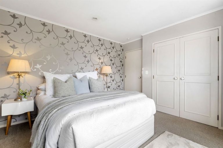 Photo of property in 1/5 Tristram Avenue, Forrest Hill, Auckland, 0620