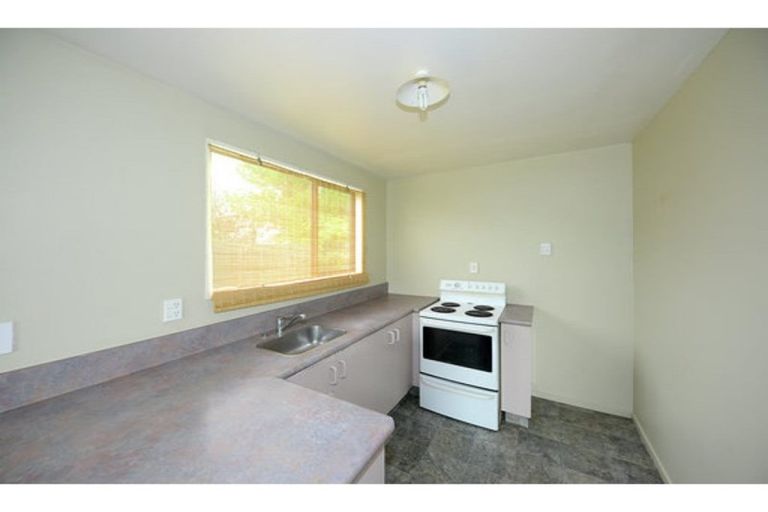 Photo of property in 6a Bellbrook Crescent, Shirley, Christchurch, 8013