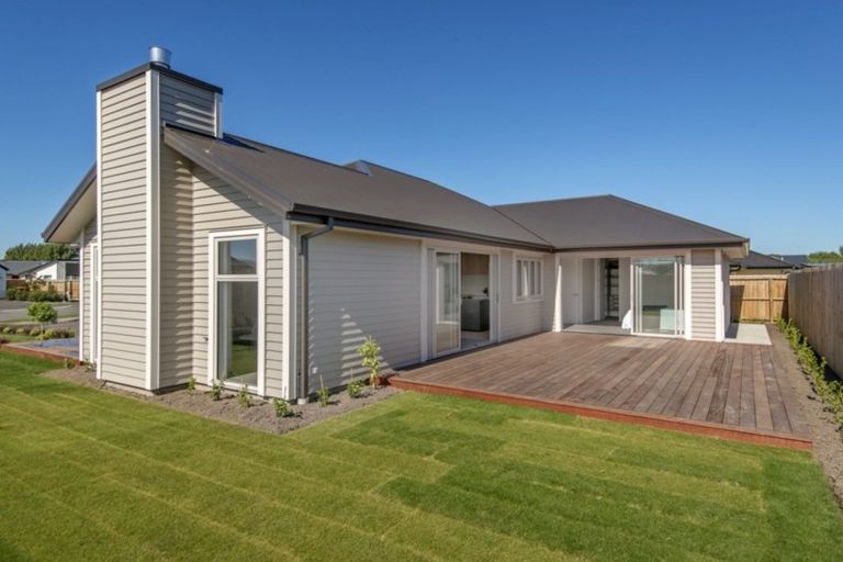 Photo of property in 3 Luxembourg Crescent, Halswell, Christchurch, 8025