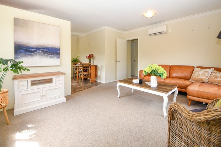 Photo of property in 21a Rhodes Street, Carterton, 5713
