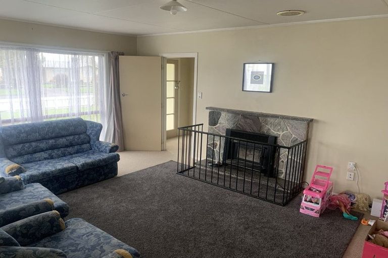 Photo of property in 19 Oak Street, Masterton, 5810