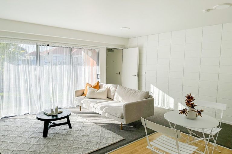 Photo of property in 1/129 St George Street, Papatoetoe, Auckland, 2025