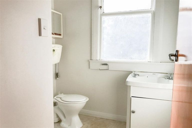 Photo of property in 38 Crown Street, North East Valley, Dunedin, 9010