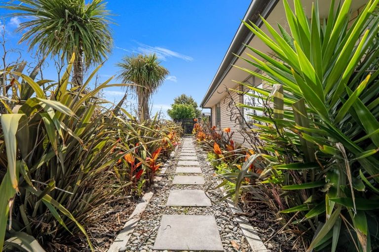 Photo of property in 30 Tutaipatu Avenue, Pegasus, 7612