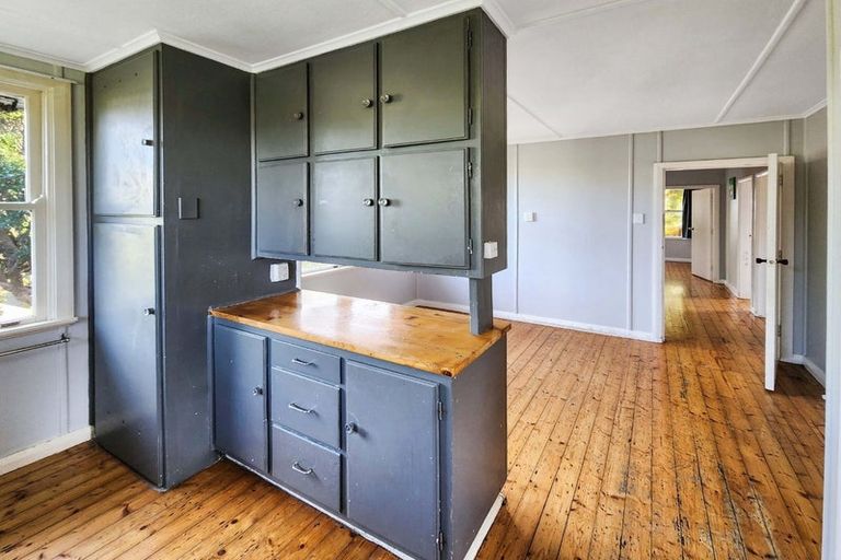 Photo of property in 9 Taupiri Crescent, Titahi Bay, Porirua, 5022