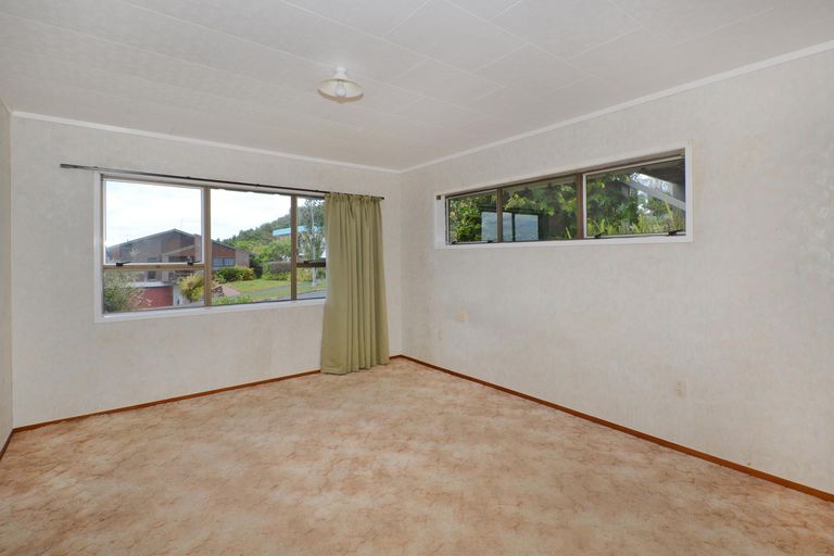 Photo of property in 208b Fairway Drive, Te Kamo, Whangarei, 0112