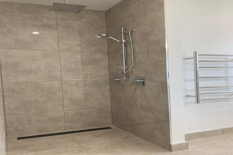 Photo of property in 11 Knighton Road, Hillcrest, Hamilton, 3216