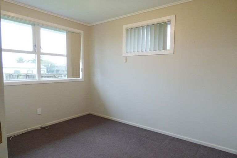 Photo of property in 12 Boundary Road, Clover Park, Auckland, 2019