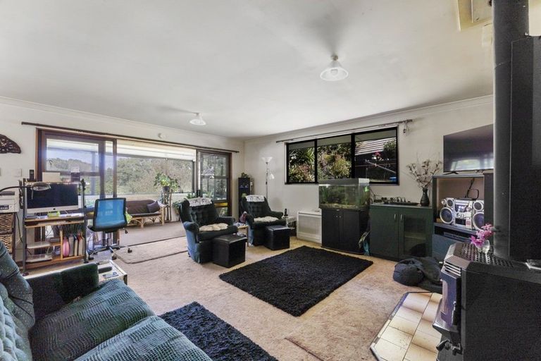 Photo of property in 16 Arthur Crescent, Waikawa, Picton, 7220