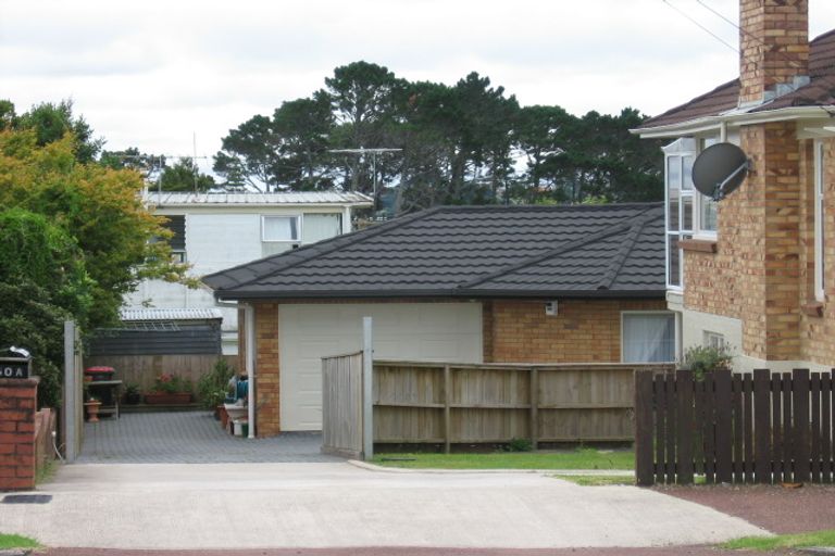 Photo of property in 50a Donovan Street, Blockhouse Bay, Auckland, 0600