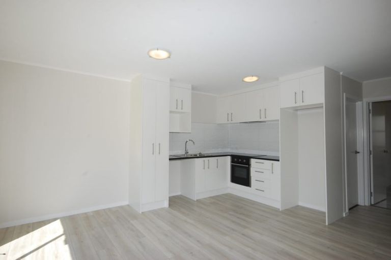 Photo of property in 3/736 Mount Eden Road, Mount Eden, Auckland, 1024