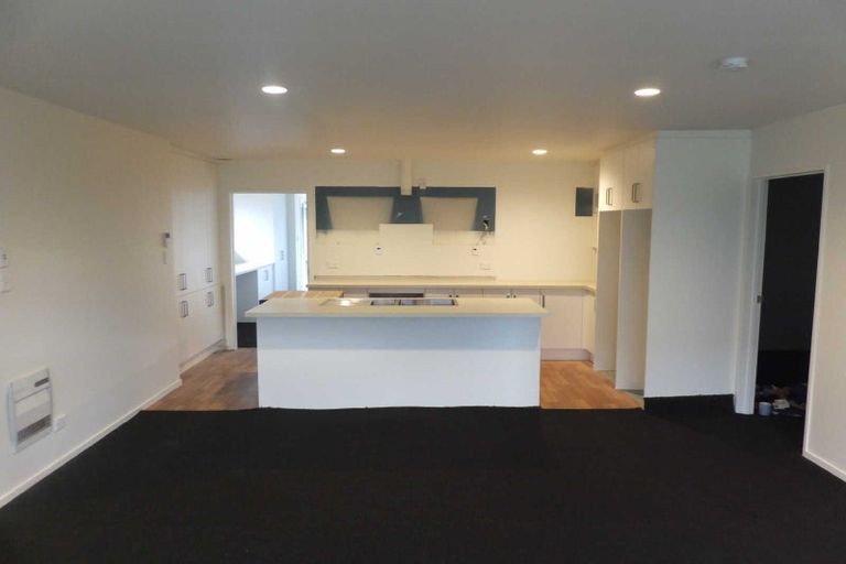 Photo of property in 301 Riccarton Road, Upper Riccarton, Christchurch, 8041