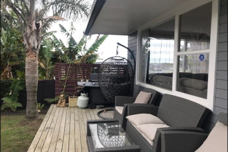Photo of property in 40 Schnapper Rock Road, Schnapper Rock, Auckland, 0632