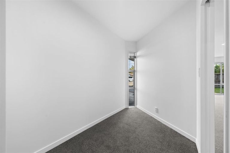 Photo of property in 98 Gilberthorpes Road, Hei Hei, Christchurch, 8042