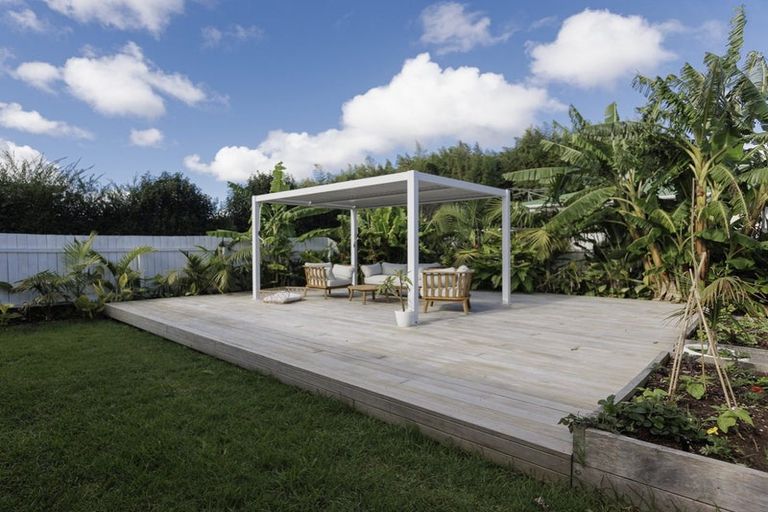 Photo of property in 6 William Street, Mangere East, Auckland, 2024