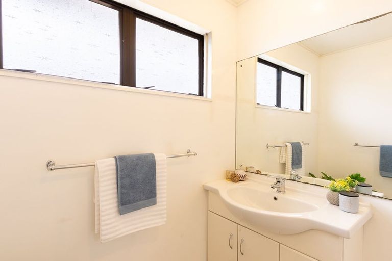 Photo of property in 10a Arnold Grove, Paraparaumu Beach, Paraparaumu, 5032