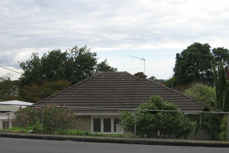 Photo of property in 1/87 Rimu Street, New Lynn, Auckland, 0600