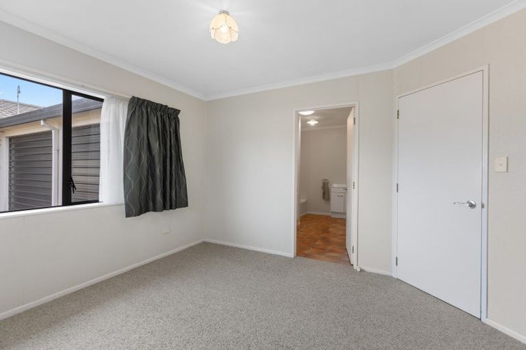Photo of property in 1/156 Carrington Street, Lower Vogeltown, New Plymouth, 4310